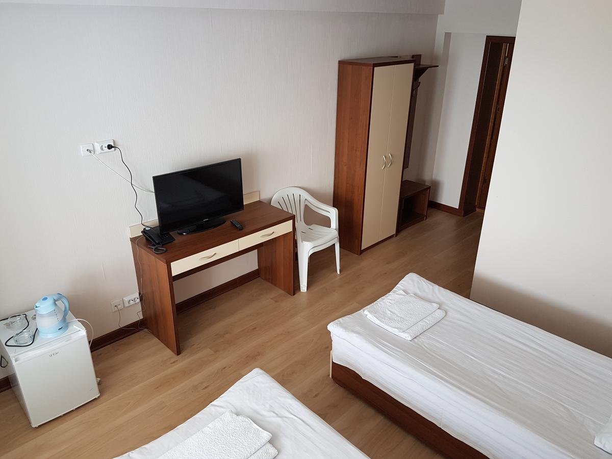 Azure Sport Resort Bulan Sogottuu Exterior photo