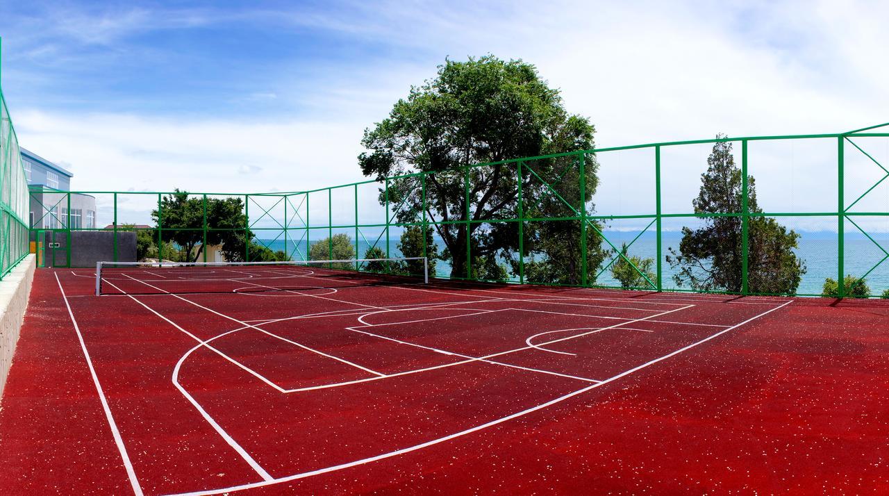 Azure Sport Resort Bulan Sogottuu Exterior photo